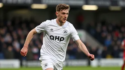 Morton re-sign Leeds United defender Reuben Lopata-White on loan for the second season